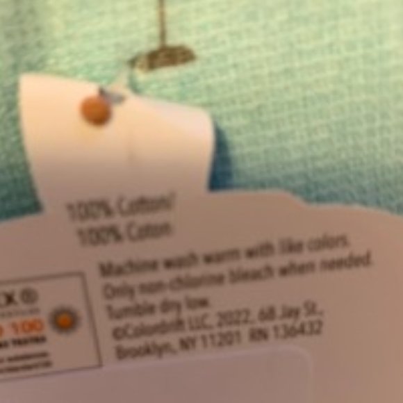 set of 2 Chanukah dish towels Menorahs, Stars of David and White Doves - Picture 3 of 3